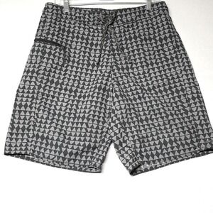 Patagonia Board Shorts Geometric Print Swim Trunks‎ Water Shorts Size 32